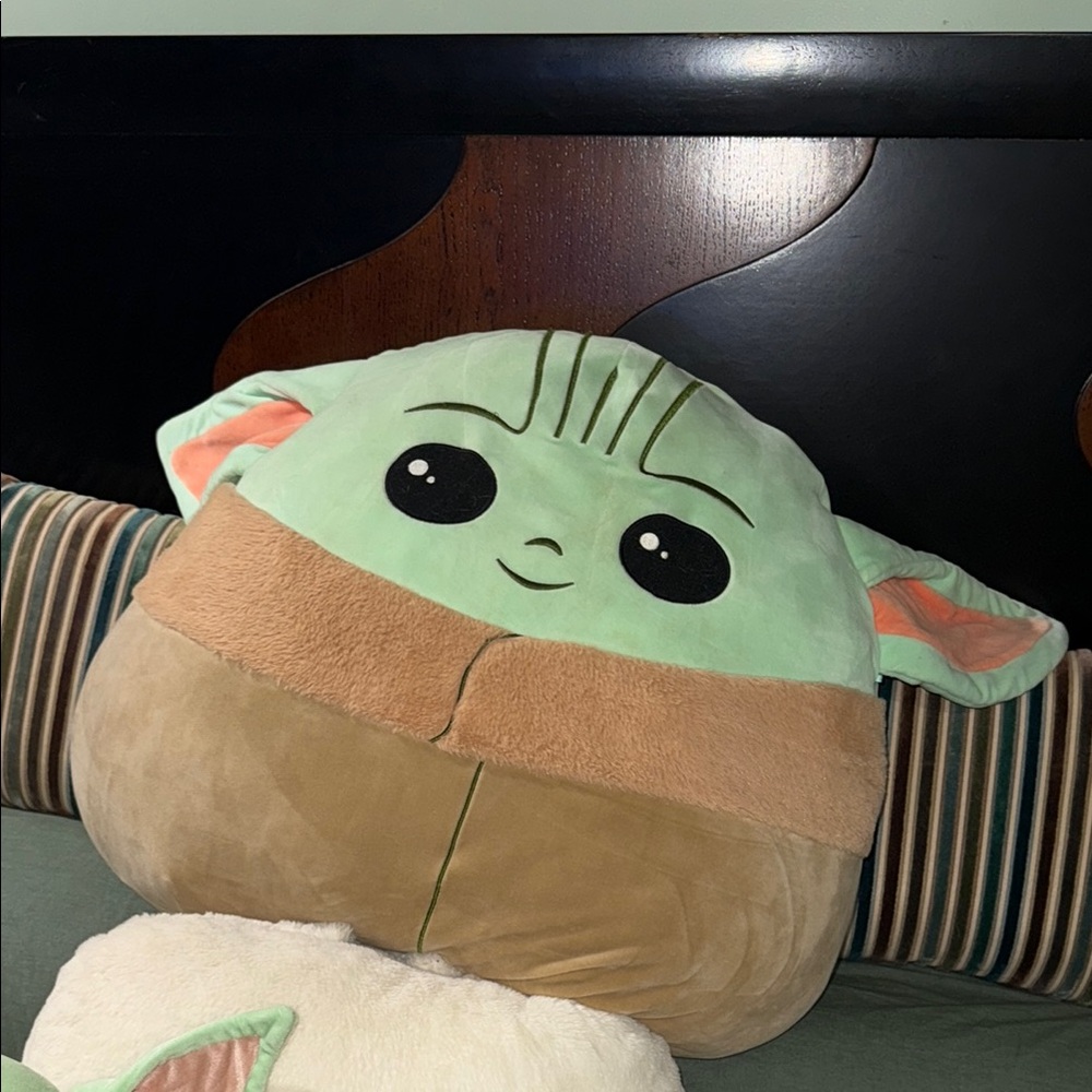 Squishmallow Mandalorian Grogu Baby Yoda 20”